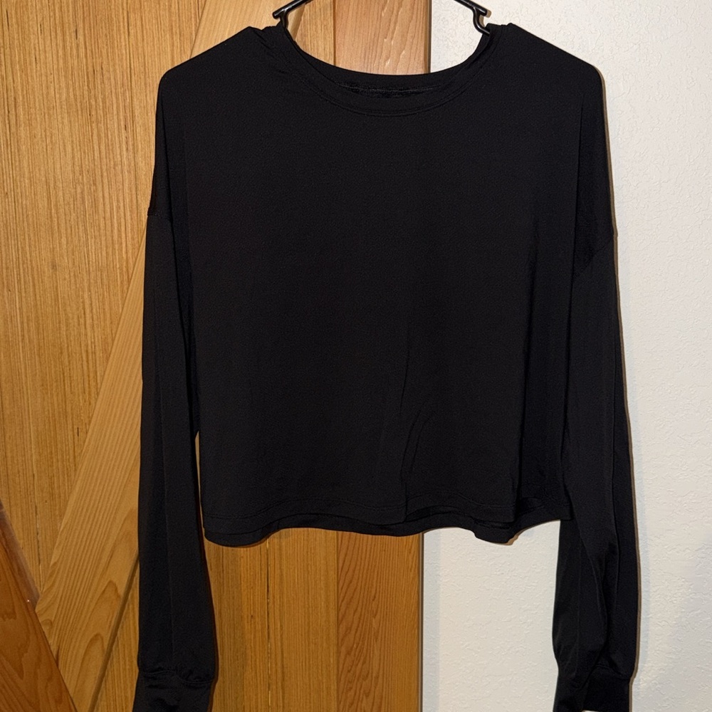 Classic Black Lululemon Long-Sleeve Top